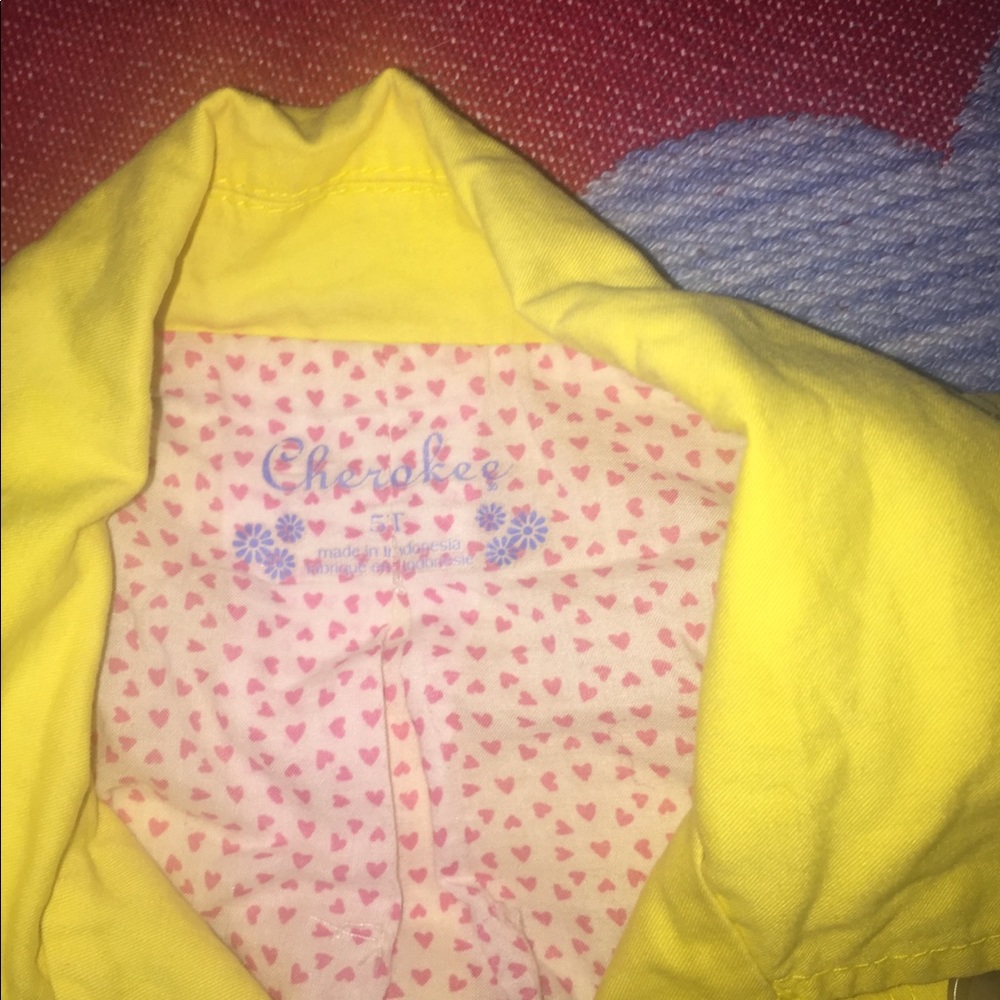 Jacket 🧥 - Picture 2 of 3
